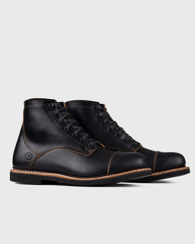Black / 8 / Regular - D